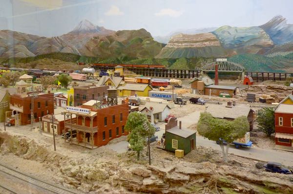 Toy Train Museum