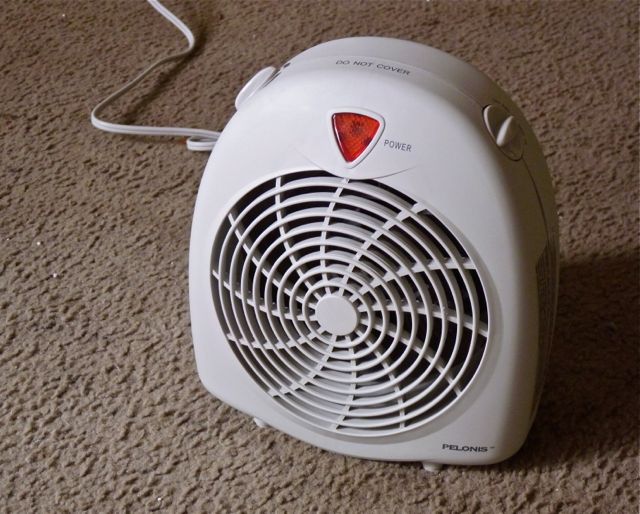 Portable electric heater