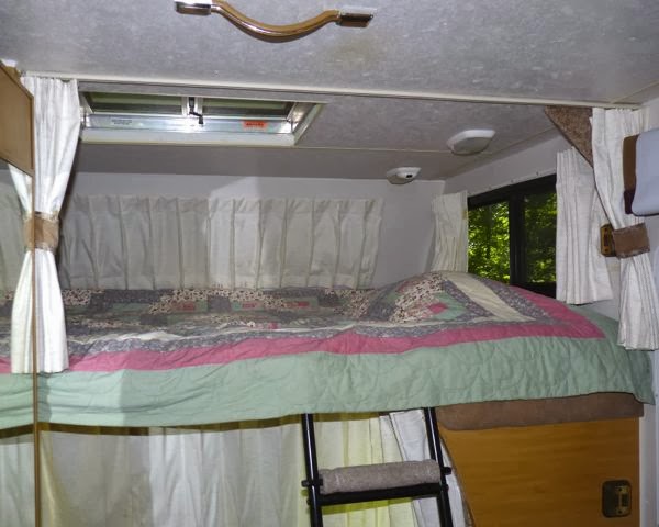 Overhead bed in RV